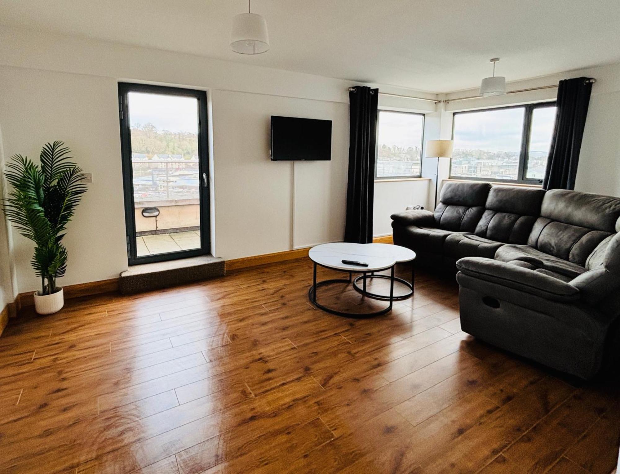 Port House Letterkenny Wild Atlantic Apartments المظهر الخارجي الصورة