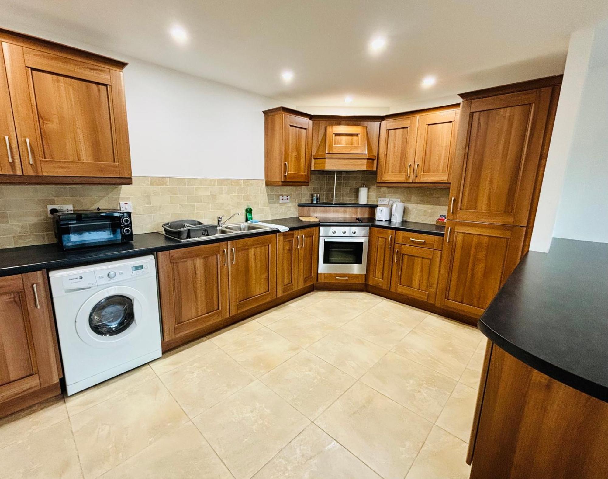 Port House Letterkenny Wild Atlantic Apartments المظهر الخارجي الصورة